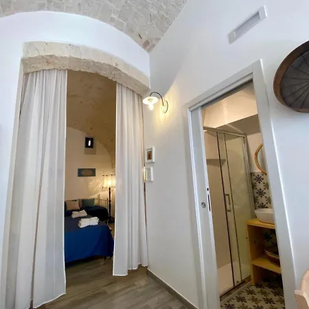 La Casetta Di Erasmina Apartment *